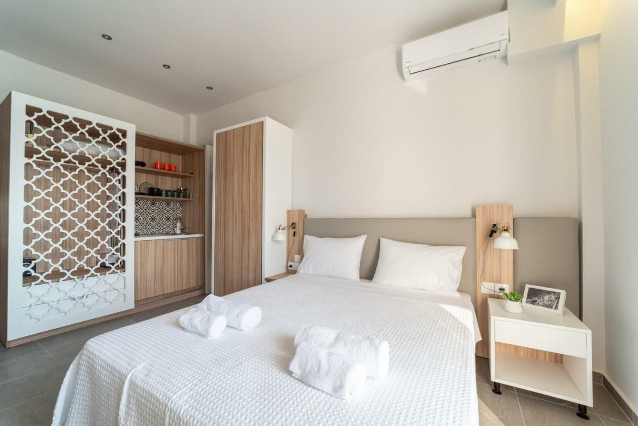Atlantis "Pleasure By The Sea" Apartment Peraia  Bagian luar foto